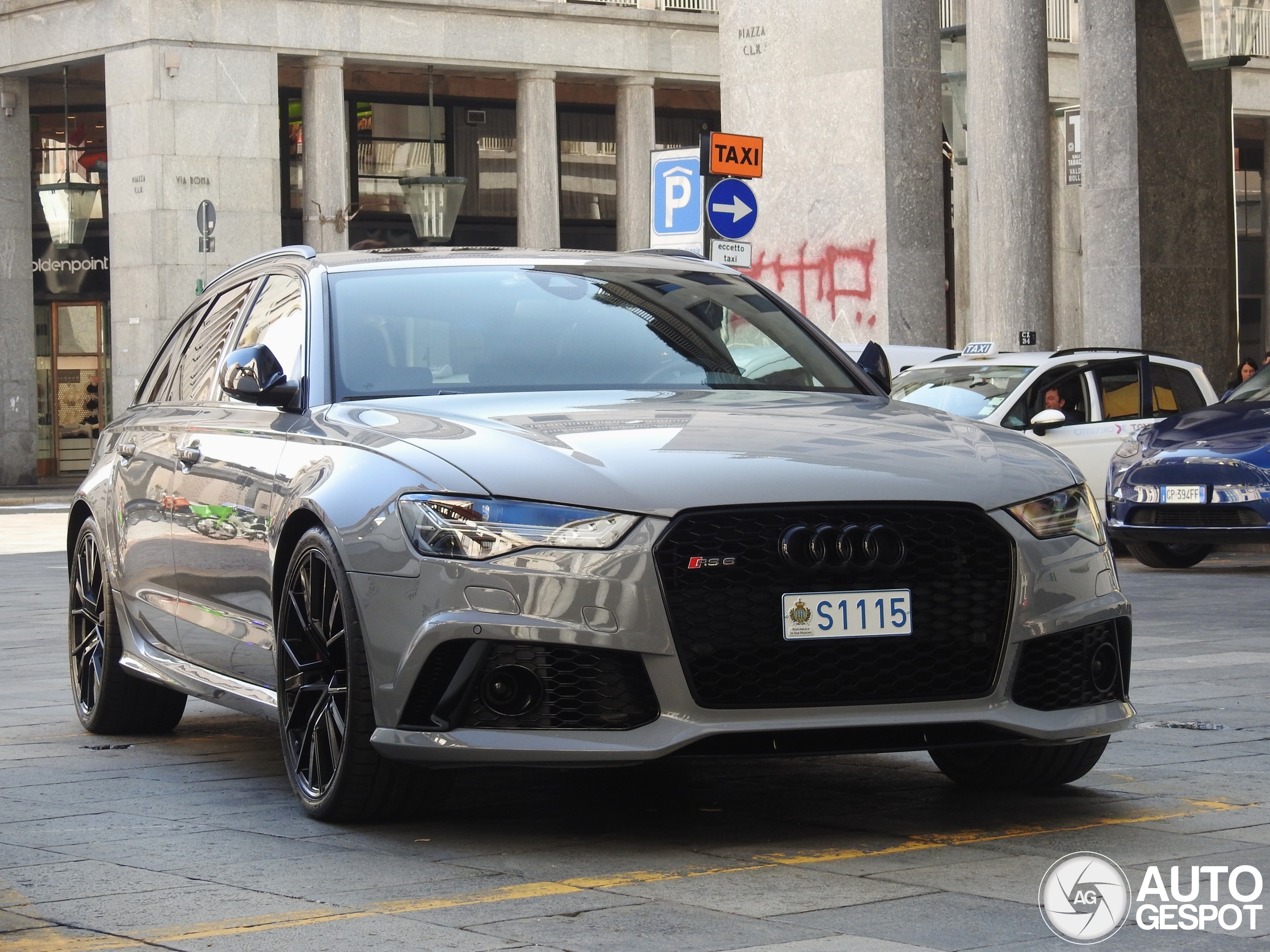 Audi RS6 Avant C7 2015