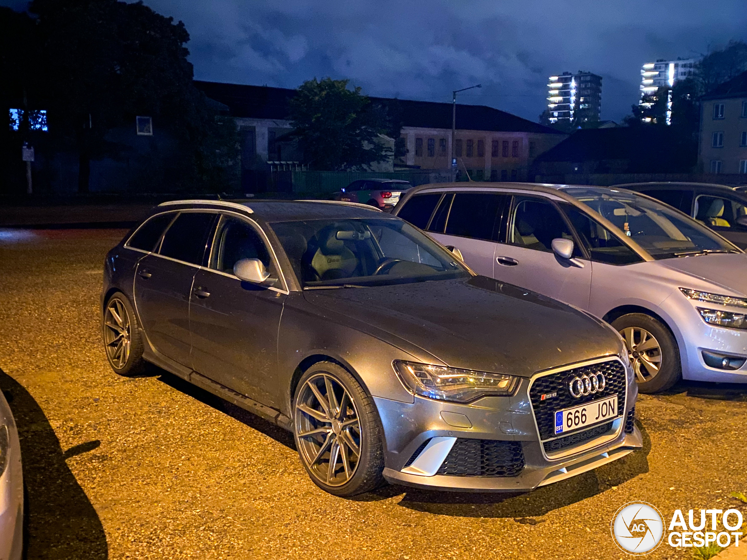 Audi RS6 Avant C7