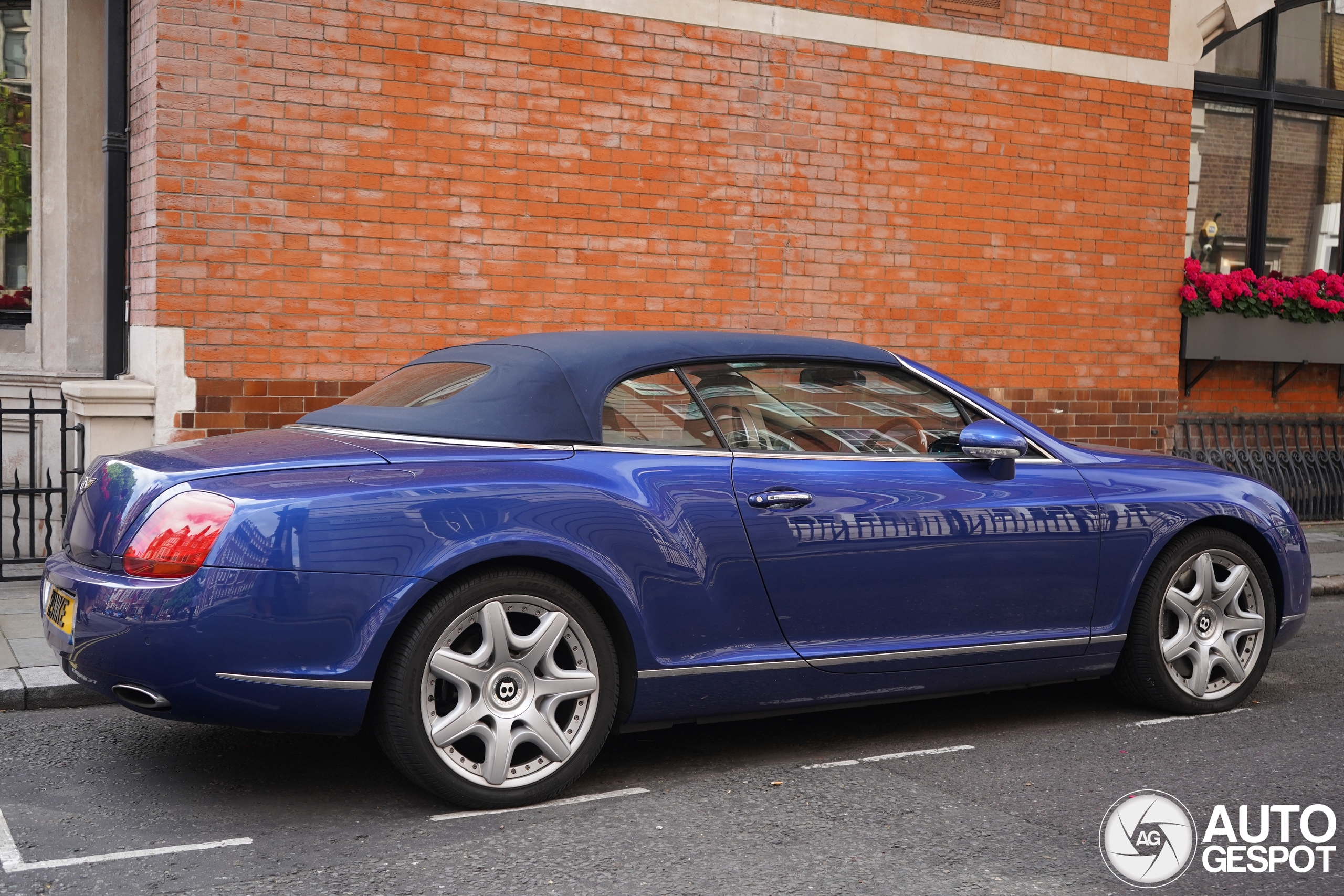 Bentley Continental GTC