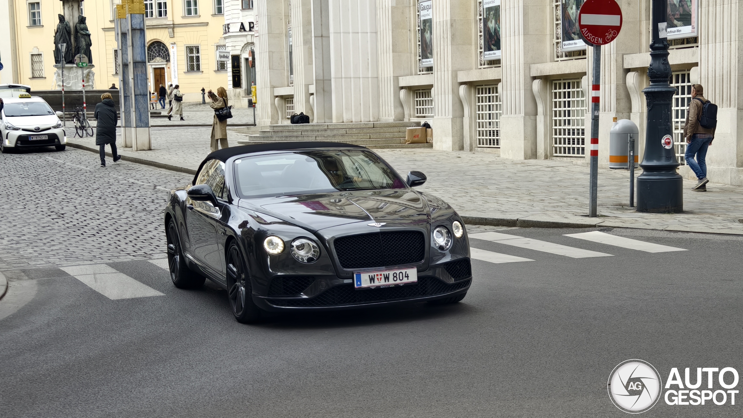 Bentley Continental GTC V8 2016