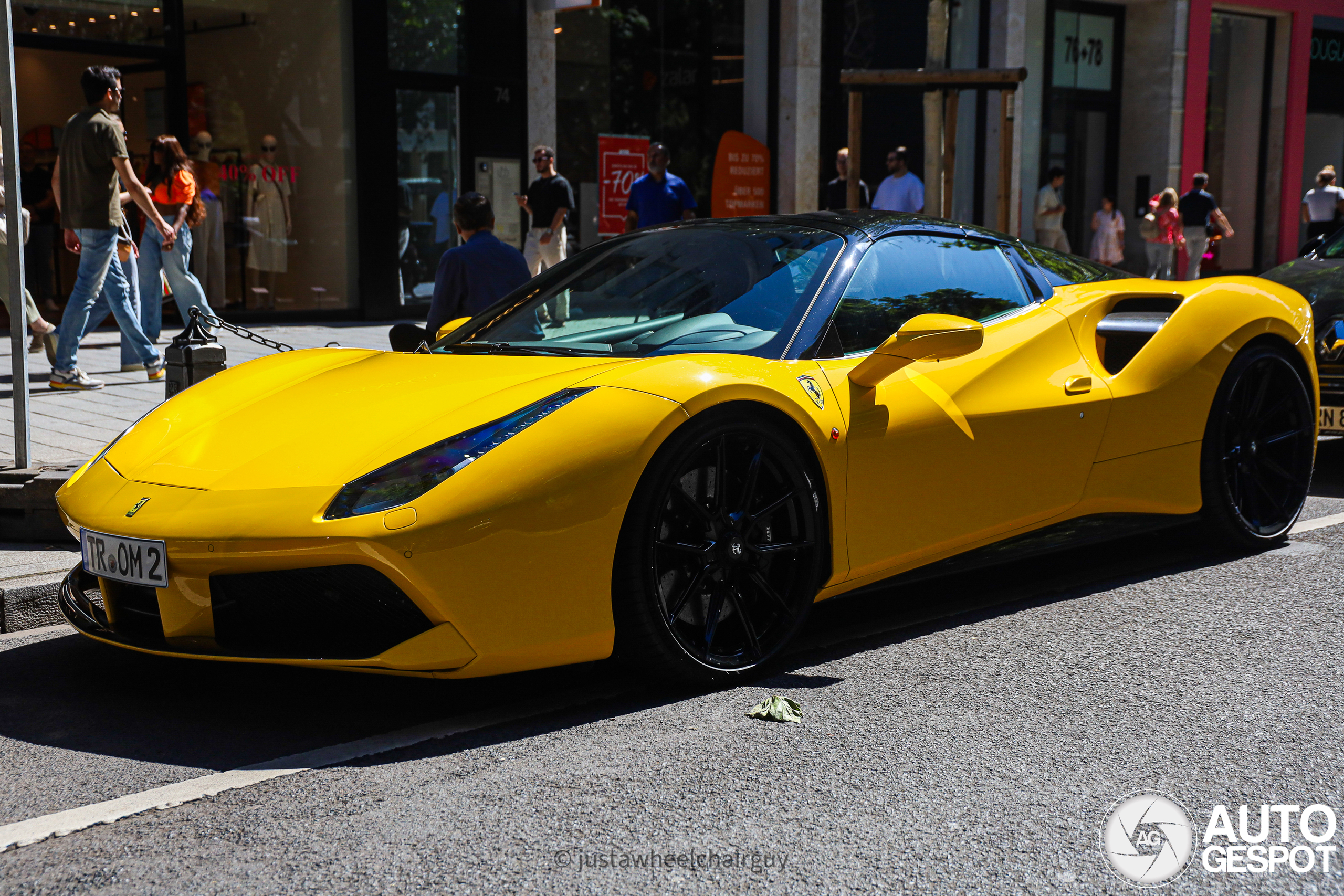 Ferrari 488 Spider