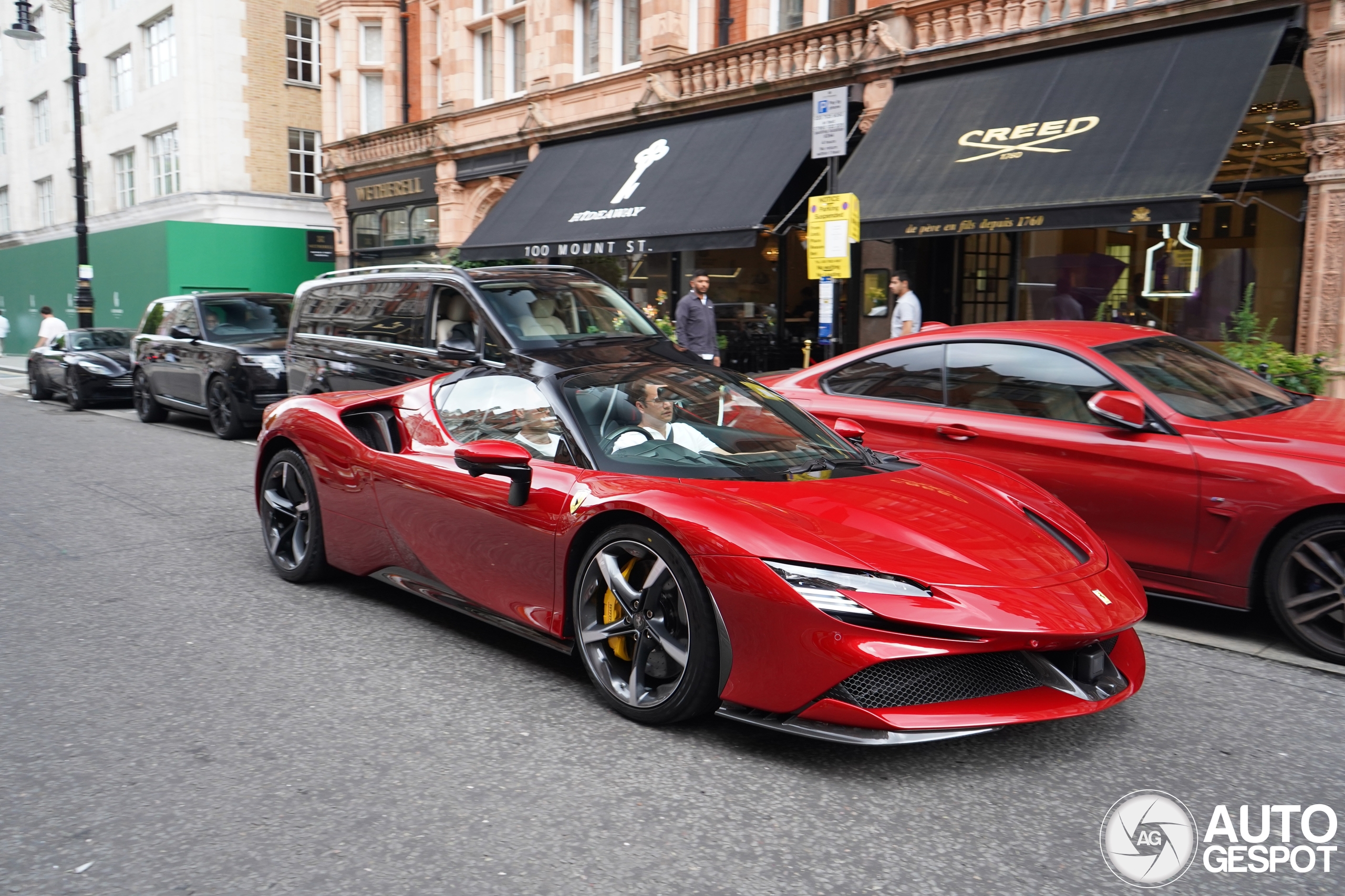 Ferrari SF90 Spider