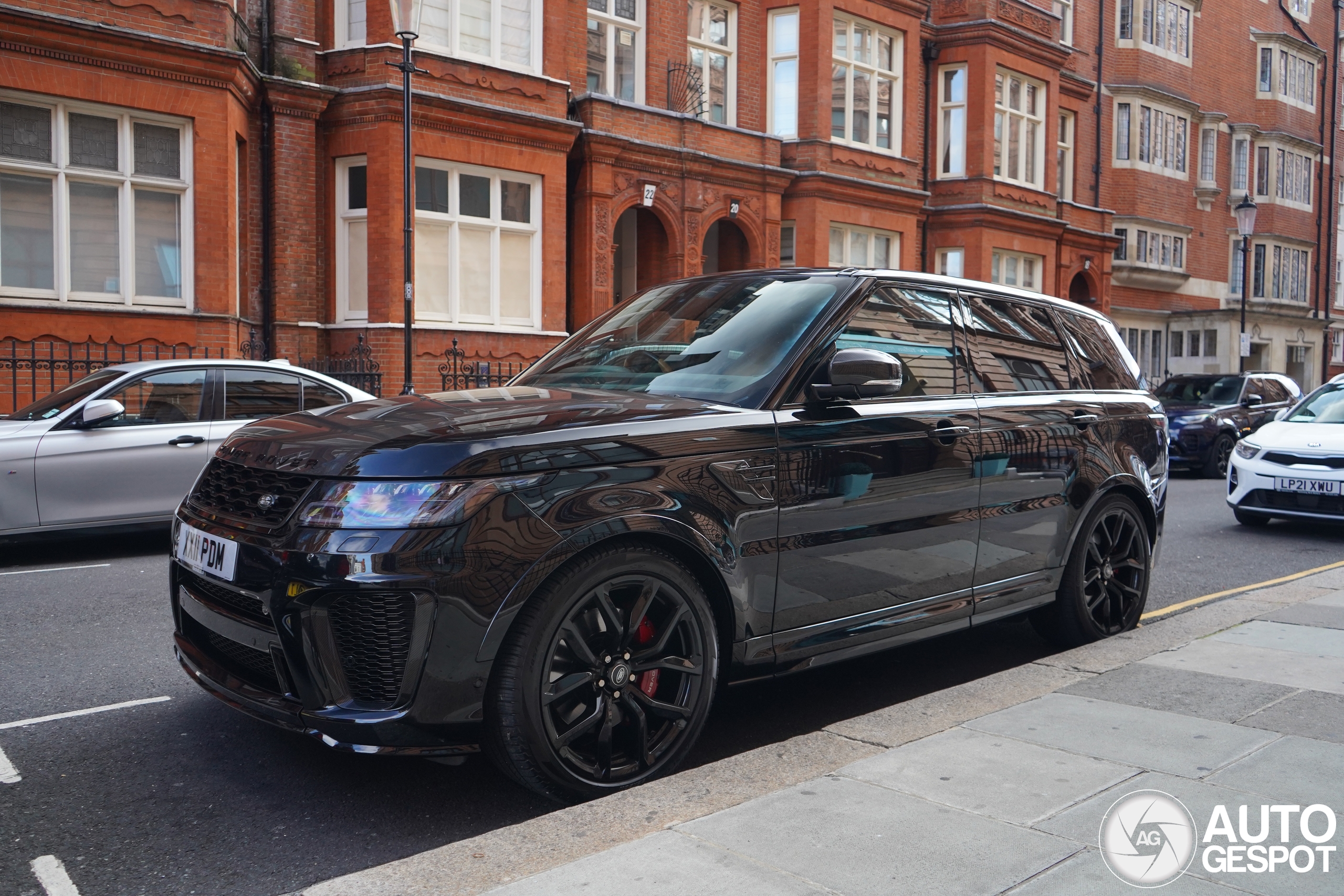 Land Rover Range Rover Sport SVR 2018 Carbon Edition