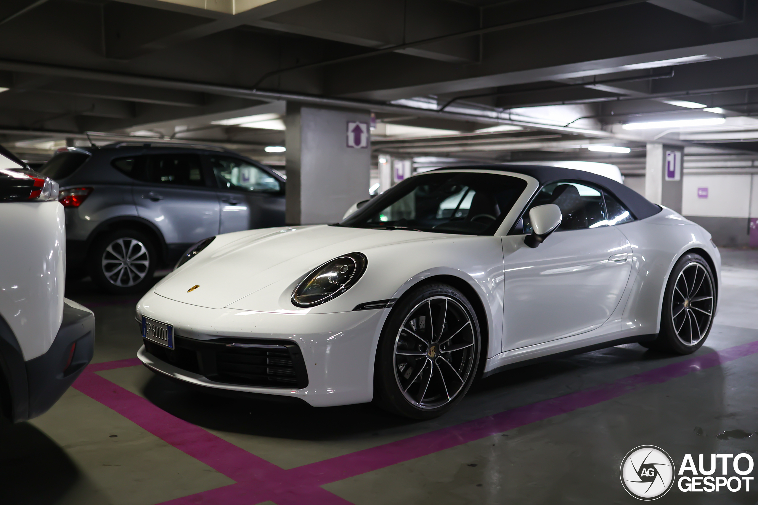 Porsche 992 Carrera 4S Cabriolet