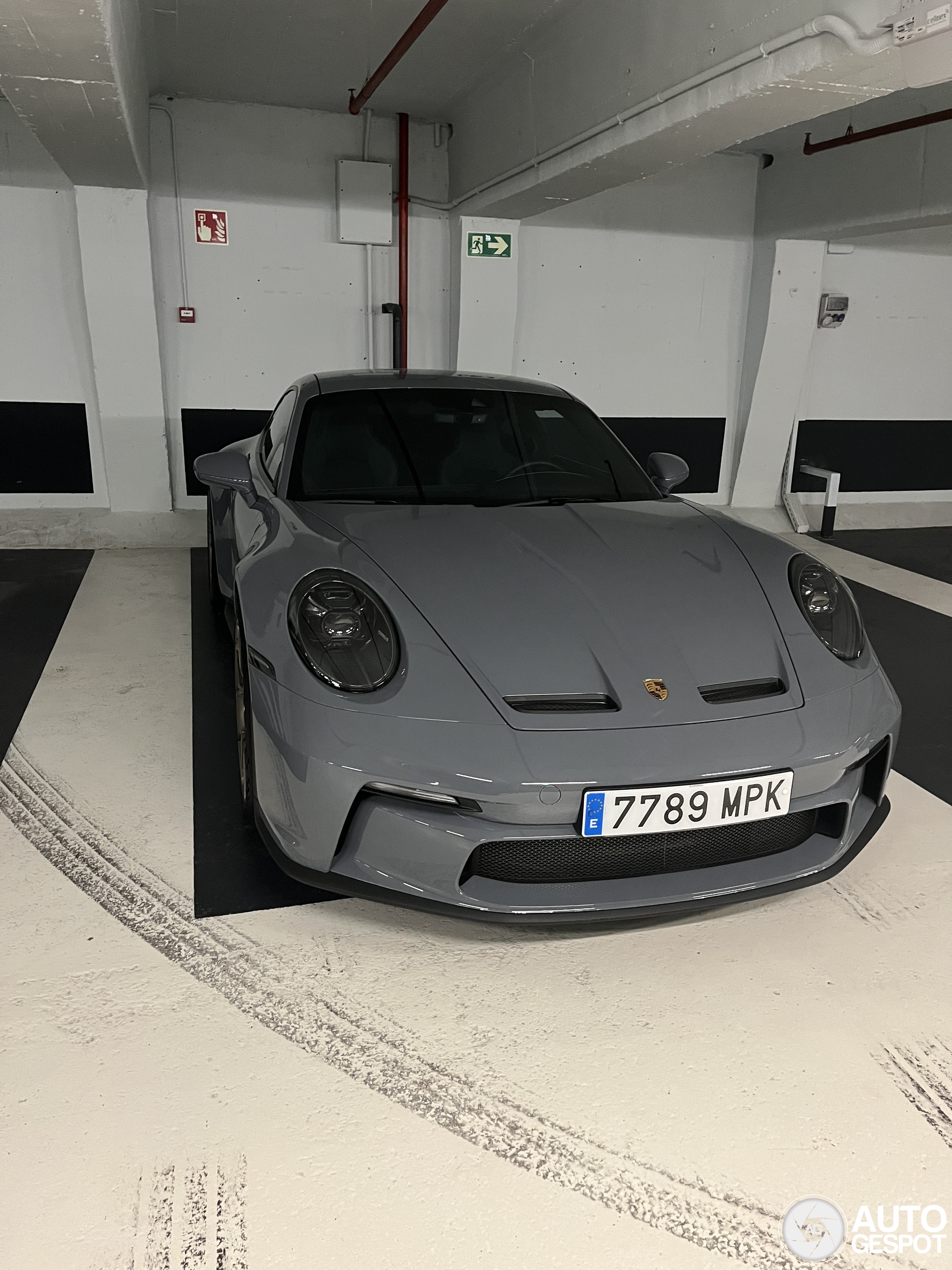 Porsche 992 GT3 Touring