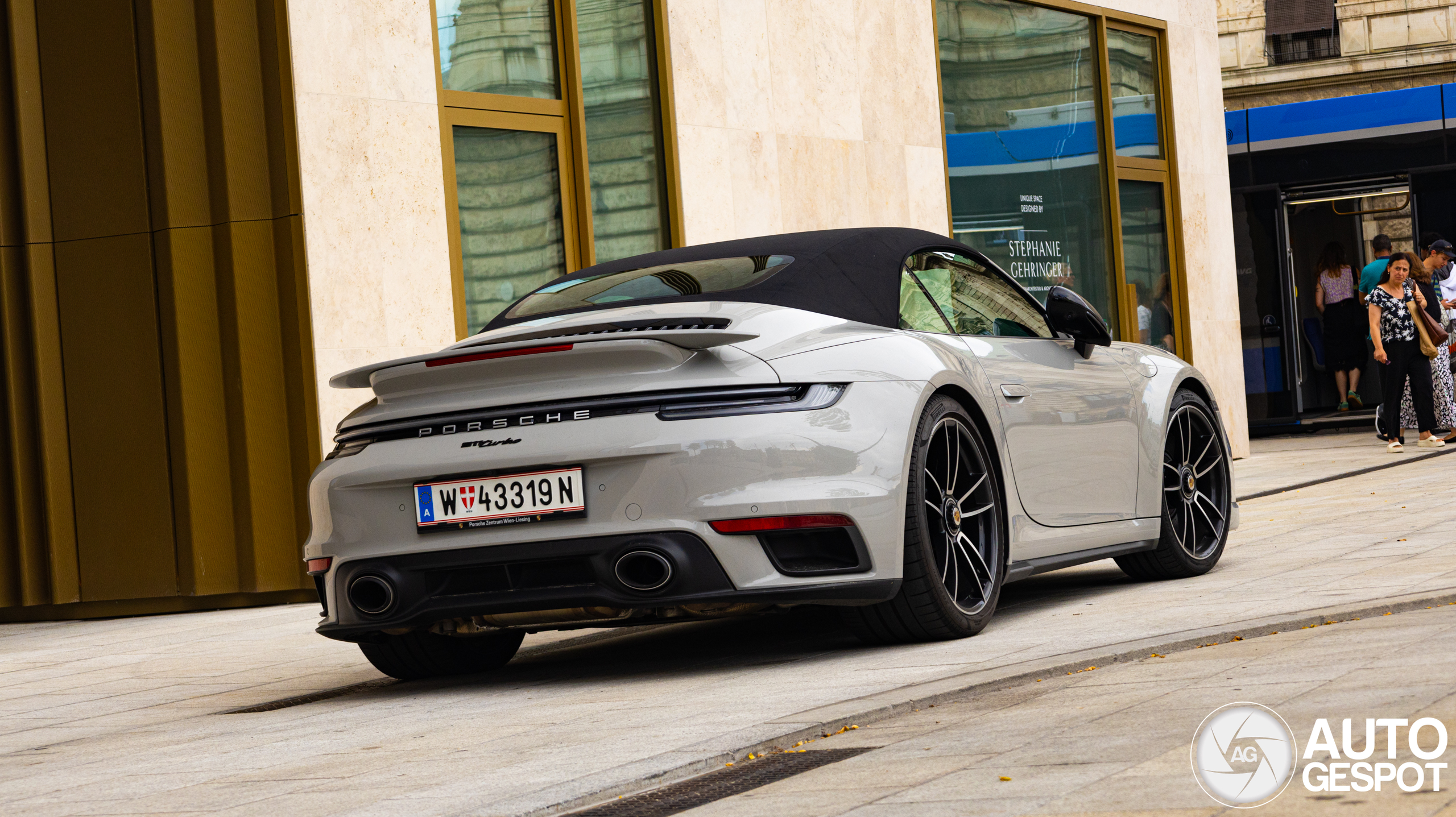 Porsche 992 Turbo Cabriolet