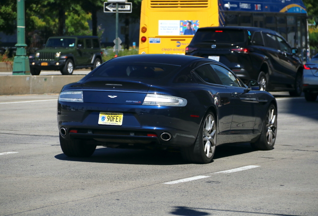 Aston Martin Rapide S