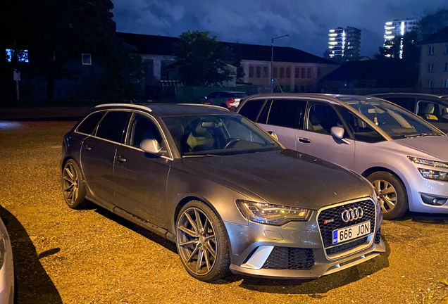 Audi RS6 Avant C7