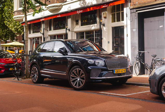 Bentley Bentayga Hybrid Azure 2024