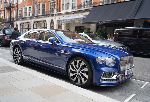 Bentley Flying Spur Hybrid Azure