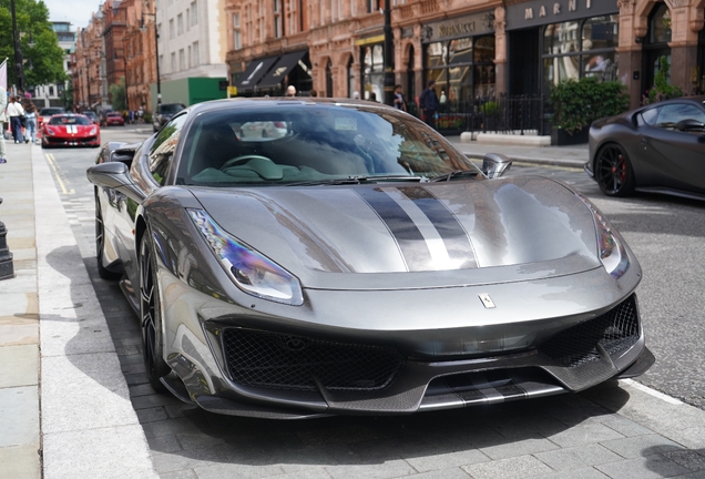 Ferrari 488 Pista