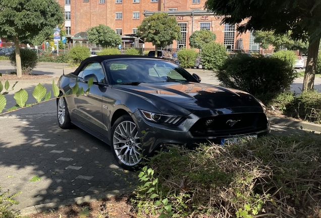 Ford Mustang GT Convertible 2018