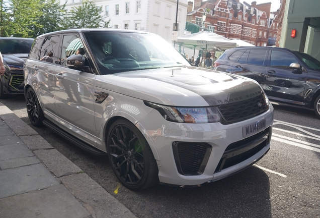 Land Rover Range Rover Sport SVR 2018 Carbon Edition