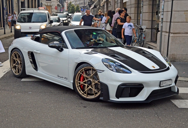 Porsche 718 Spyder RS Weissach Package