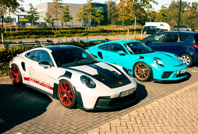 Porsche 992 GT3 RS Weissach Package