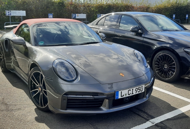 Porsche 992 Turbo S Cabriolet