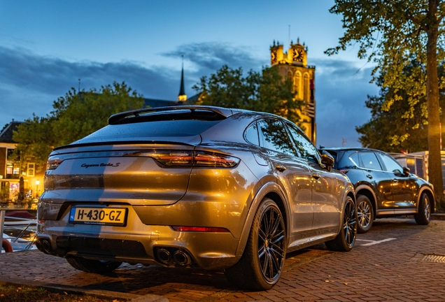 Porsche Cayenne Coupé Turbo S E-Hybrid