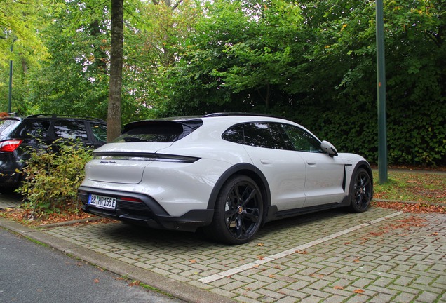 Porsche Taycan Turbo Cross Turismo