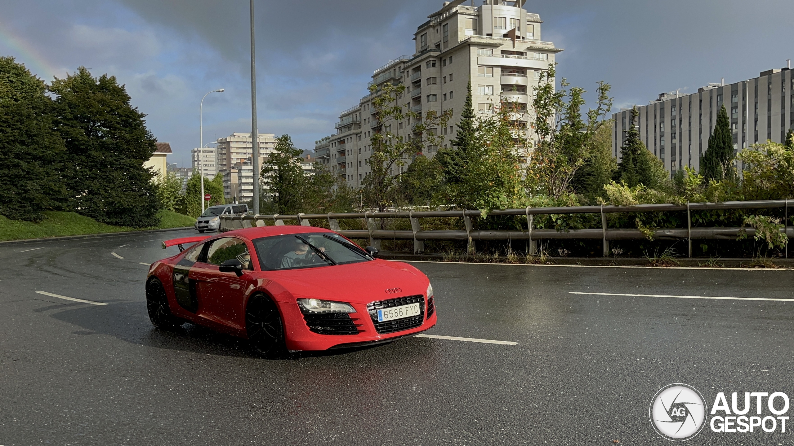 Audi R8