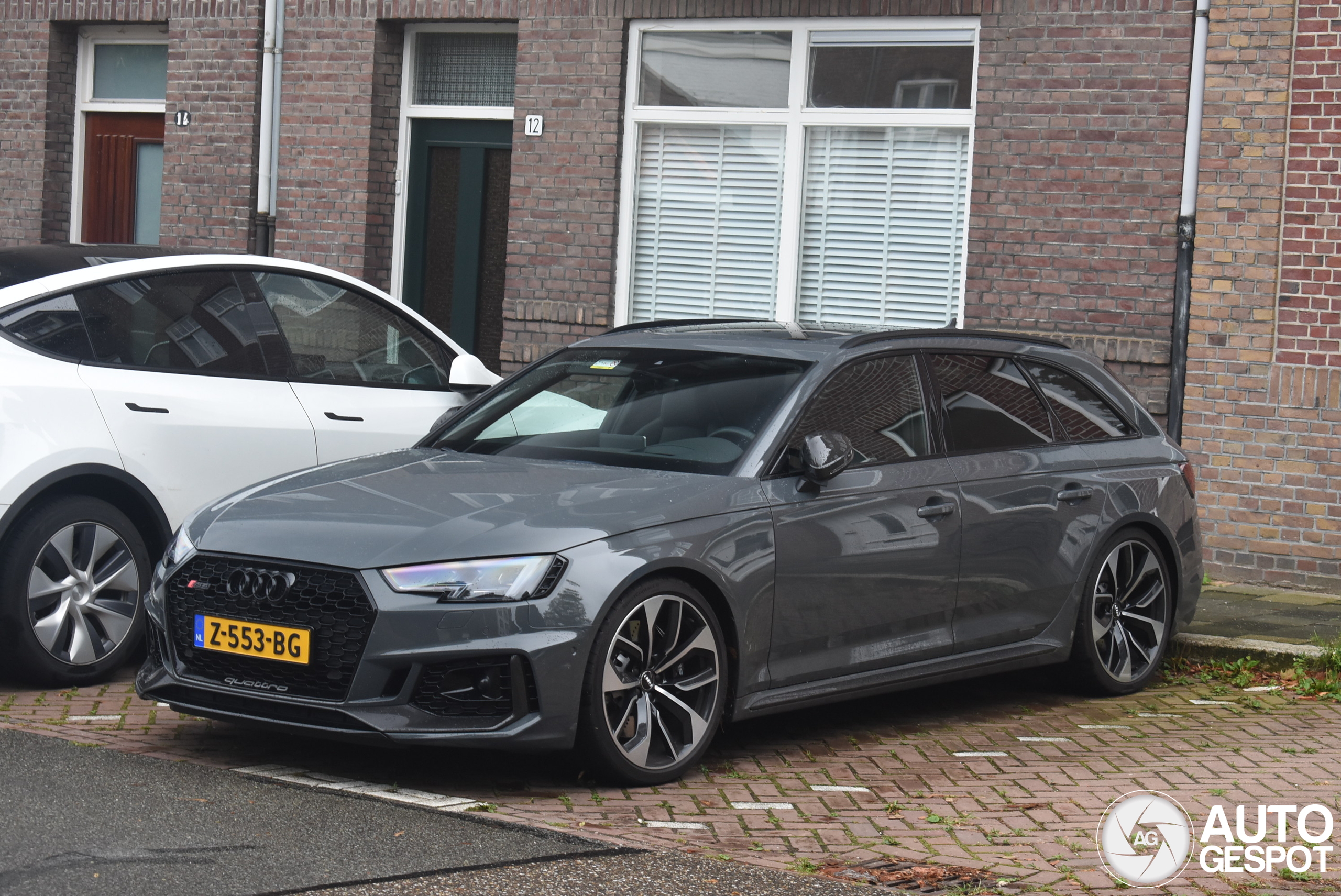 Audi RS4 Avant B9