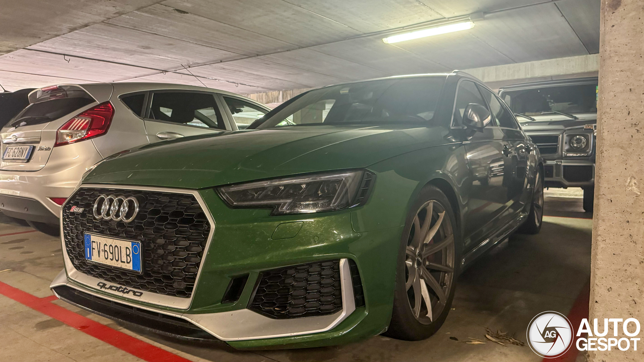 Audi RS4 Avant B9