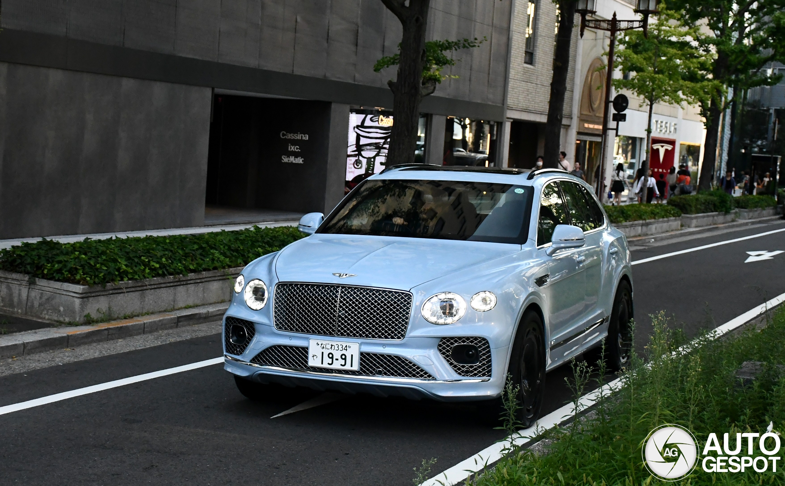 Bentley Bentayga V8 2021