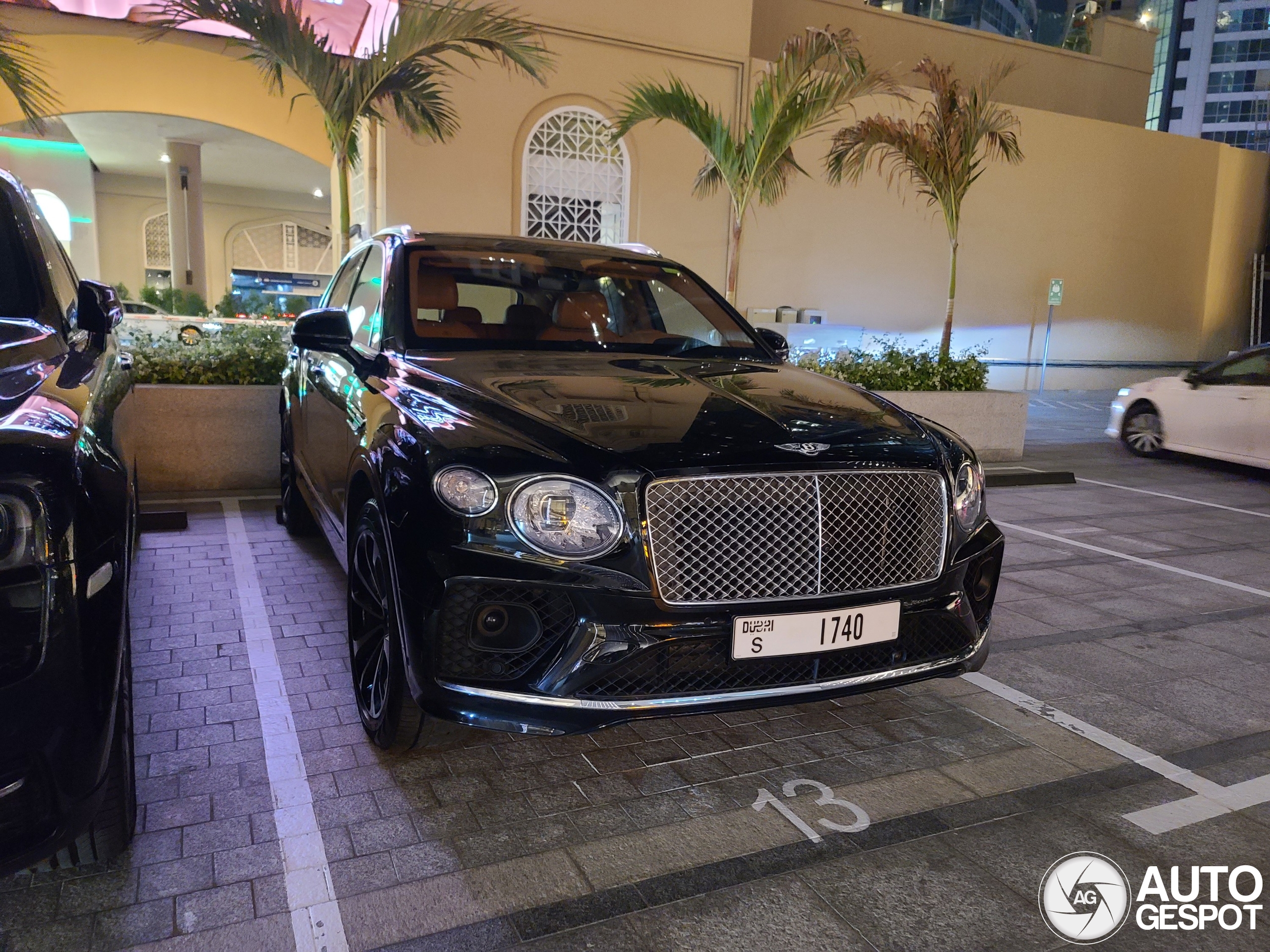 Bentley Bentayga V8 2021