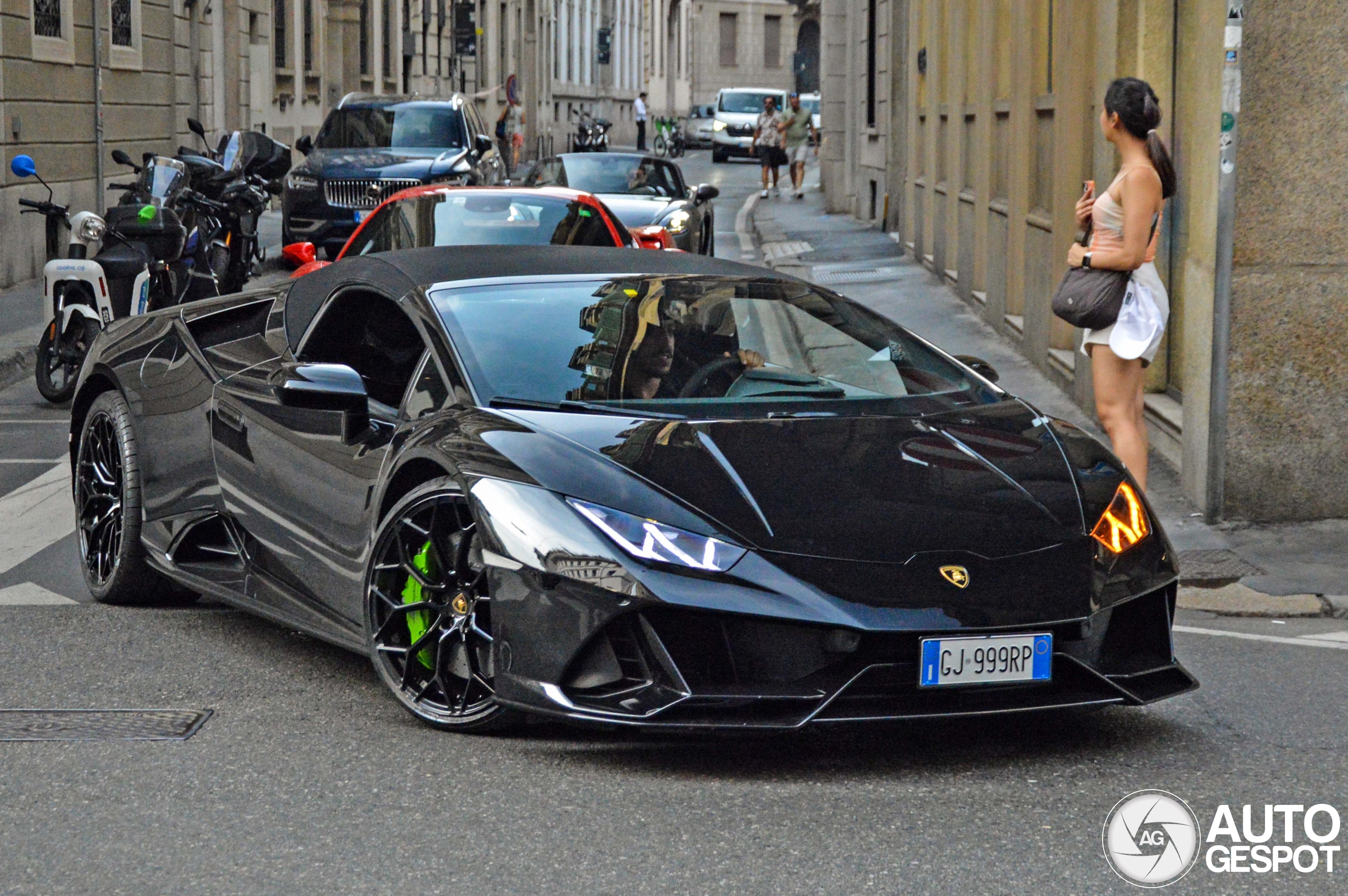 Lamborghini Huracán LP640-4 EVO Spyder