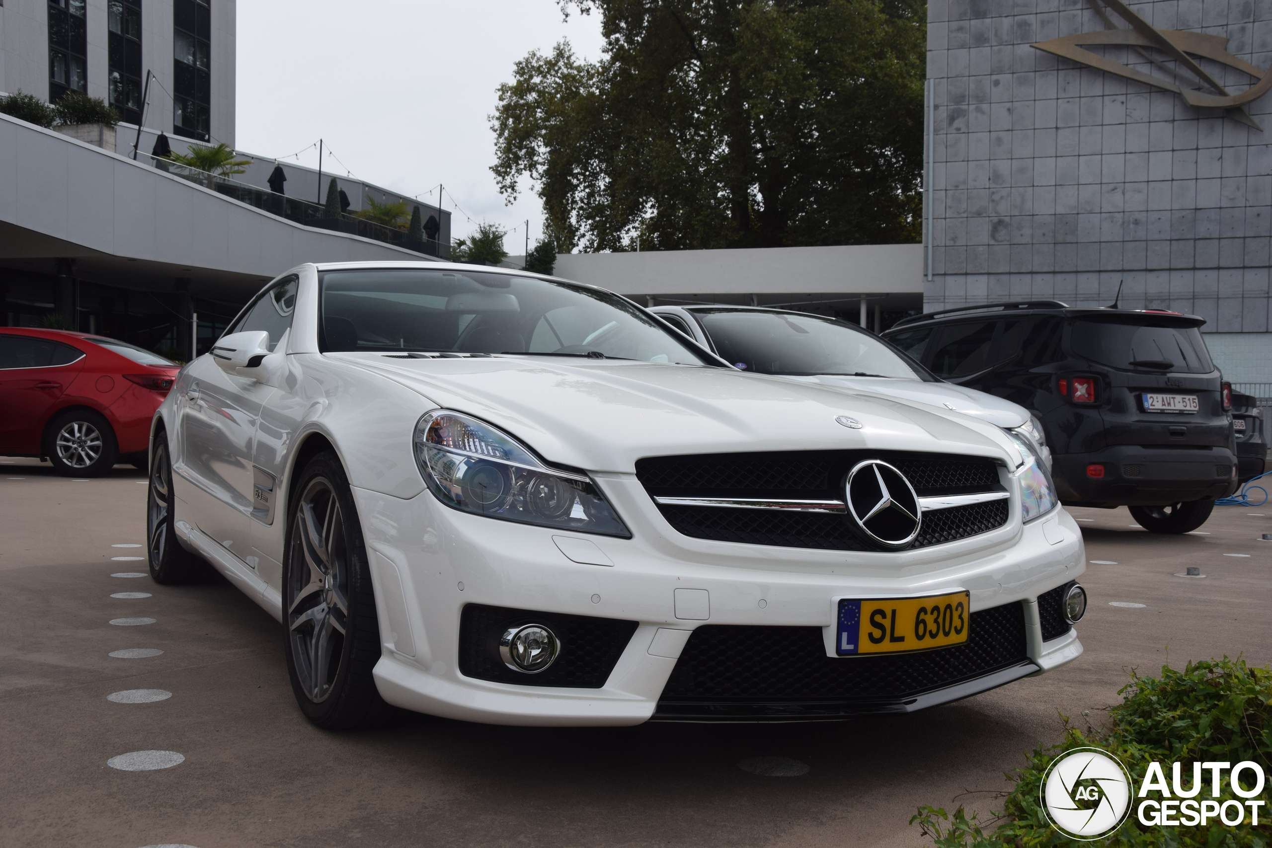 Mercedes-Benz SL 63 AMG