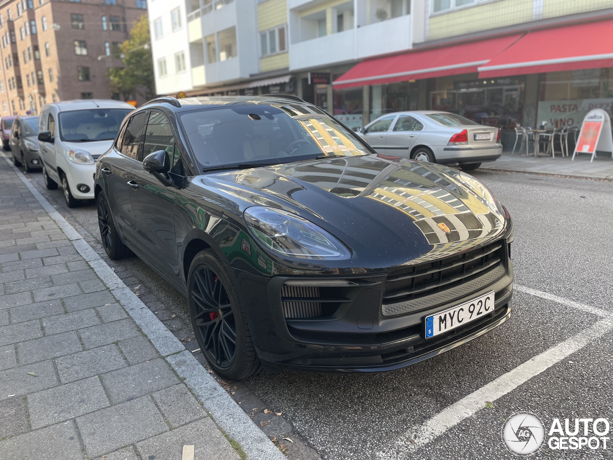 Porsche 95B Macan GTS MkIII