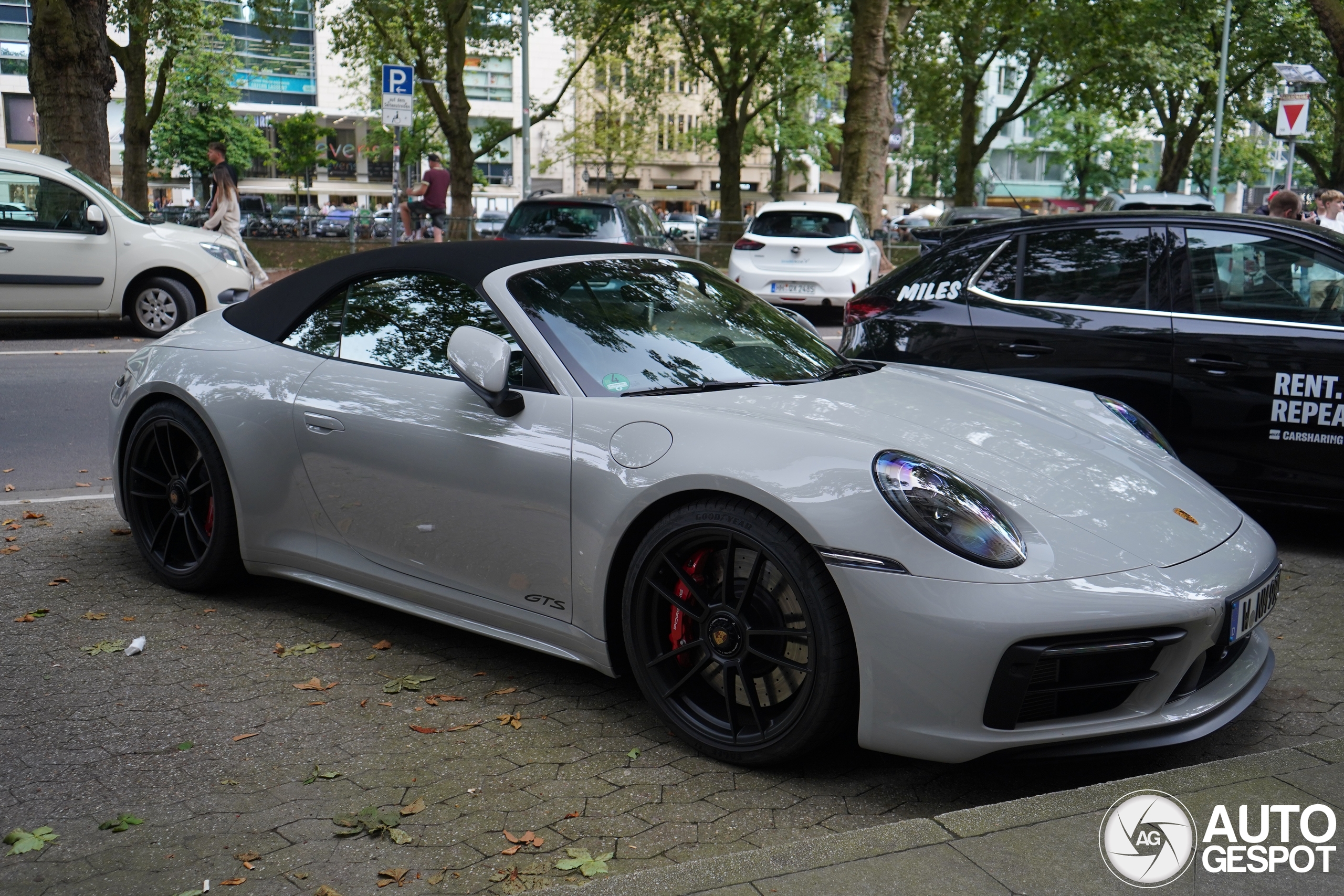 Porsche 992 Carrera GTS Cabriolet