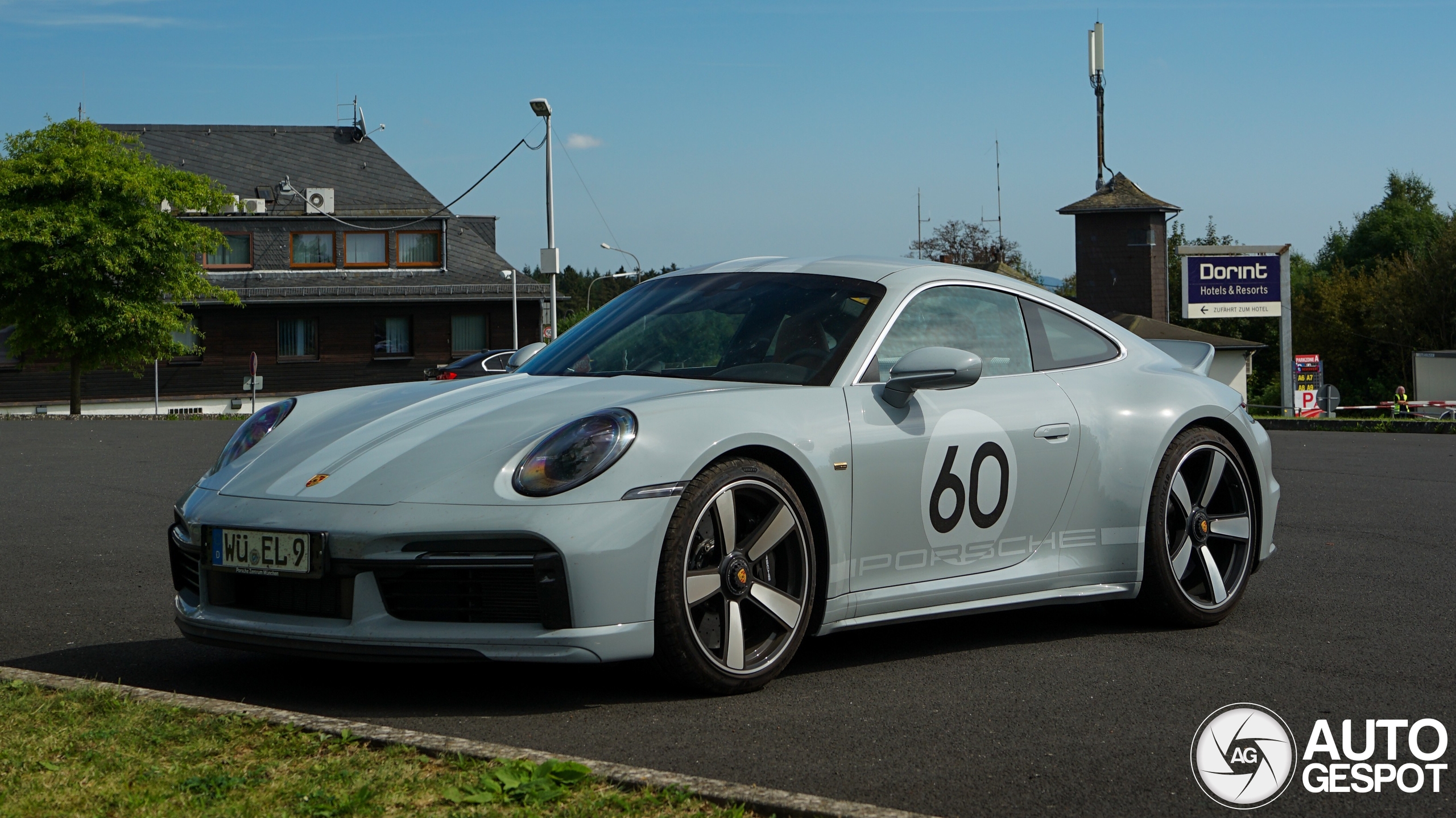 Porsche 992 Sport Classic