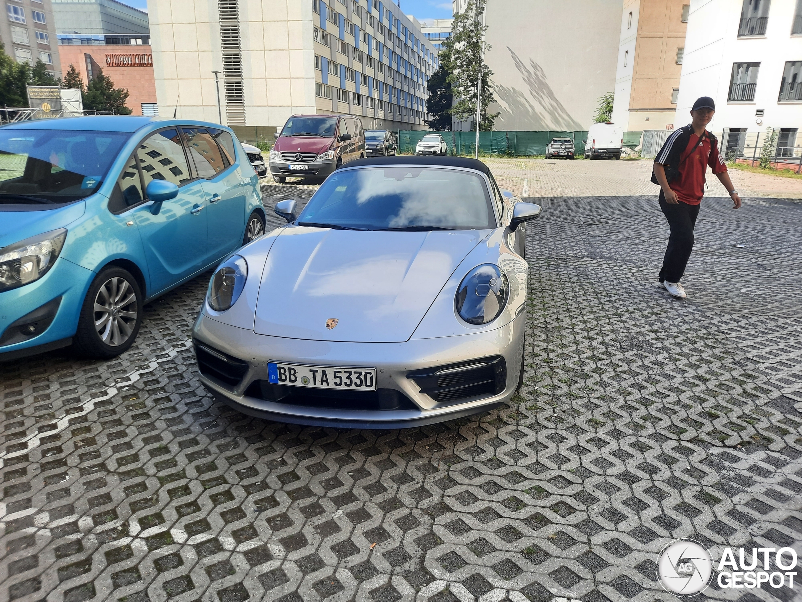 Porsche 992 Targa 4 GTS