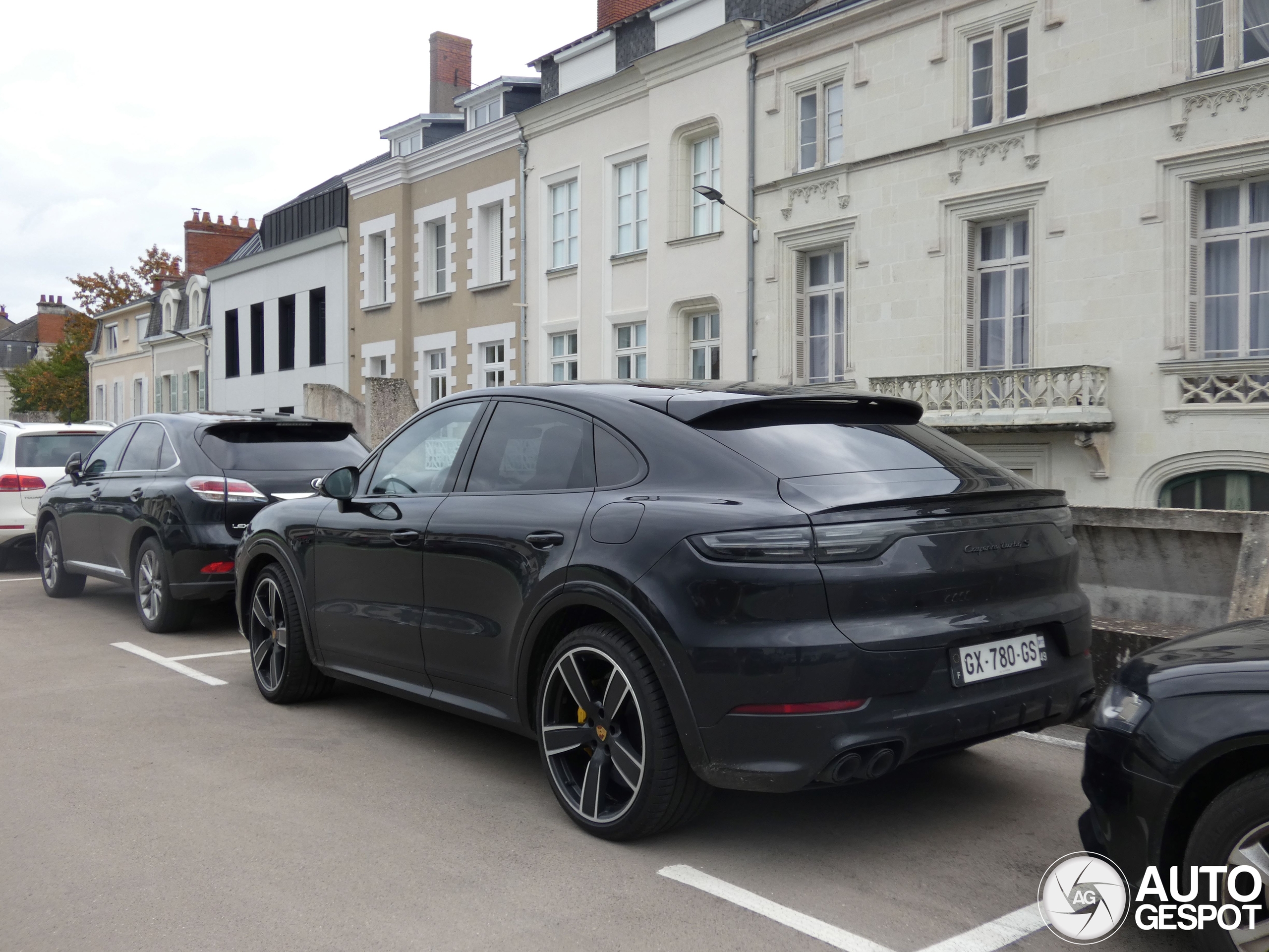 Porsche Cayenne Coupé Turbo S E-Hybrid