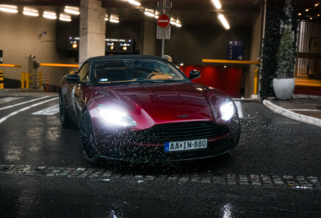 Aston Martin DB11 V8 Volante