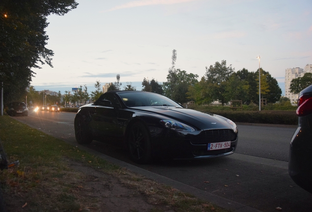 Aston Martin V8 Vantage Roadster