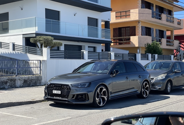 Audi RS4 Avant B9