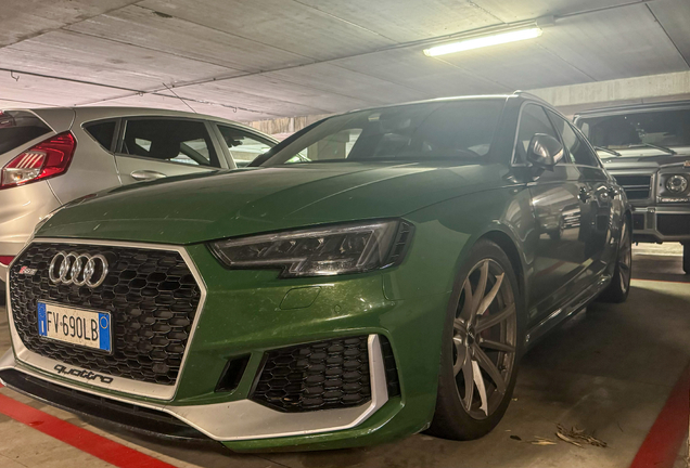 Audi RS4 Avant B9