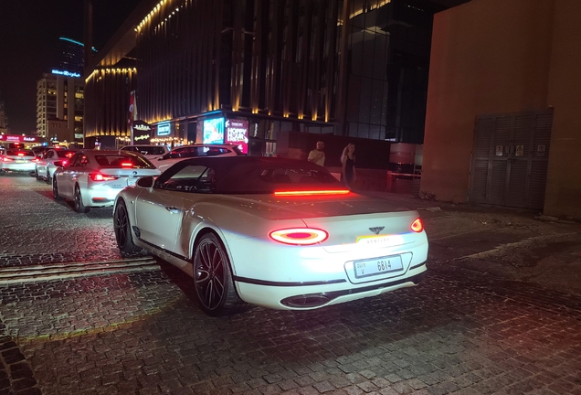 Bentley Continental GTC 2019