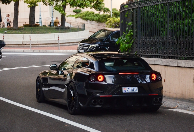 Ferrari GTC4Lusso