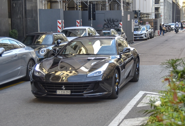 Ferrari GTC4Lusso T