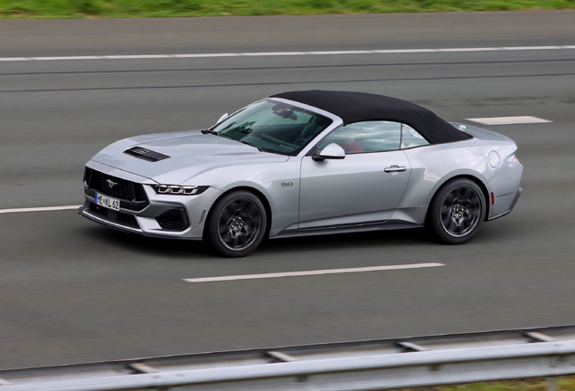 Ford Mustang GT Convertible 2024