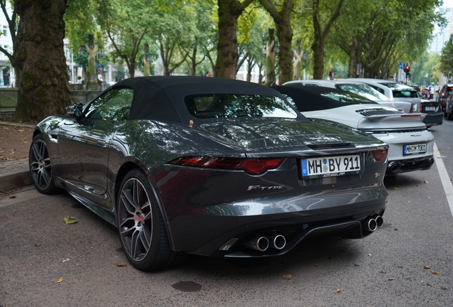 Jaguar F-TYPE R Convertible 2017