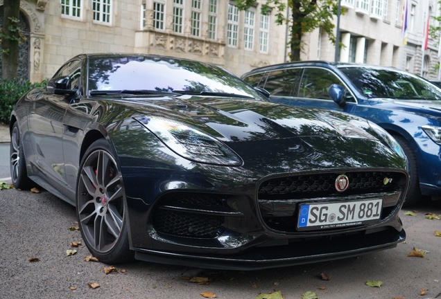 Jaguar F-TYPE R Coupé 2017