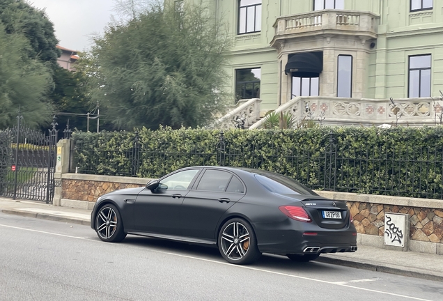 Mercedes-AMG E 63 S W213