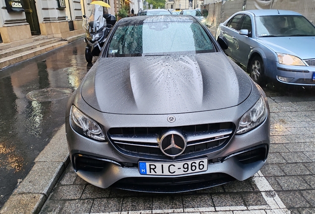 Mercedes-AMG E 63 S W213