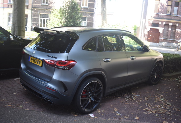 Mercedes-AMG GLA 45 S 4MATIC+ H247