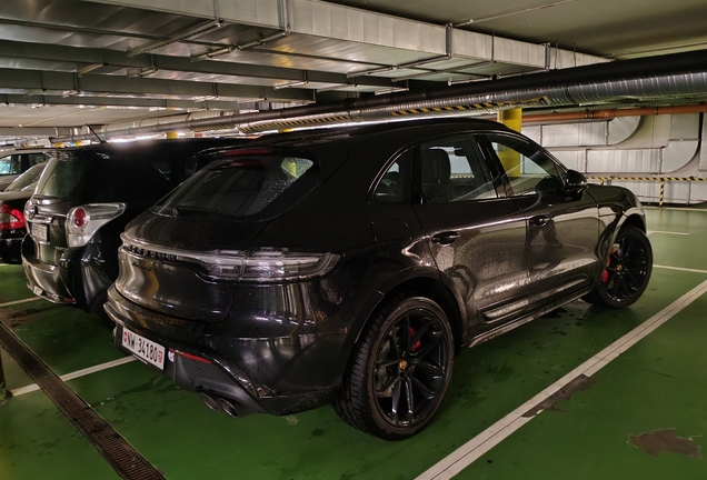 Porsche 95B Macan GTS MkII