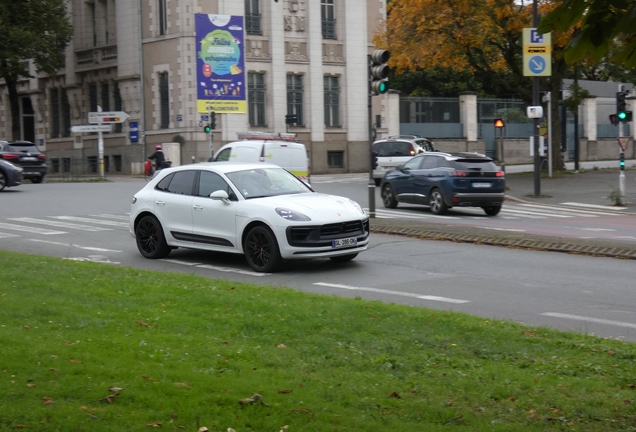 Porsche 95B Macan GTS MkIII