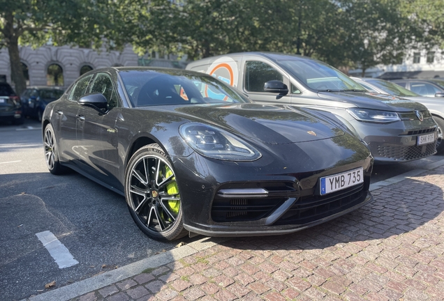 Porsche 971 Panamera Turbo S E-Hybrid